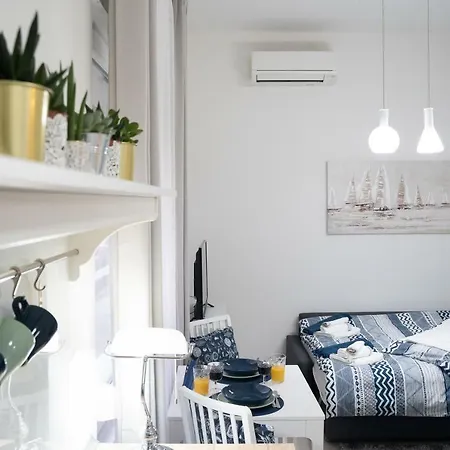 Deluxe Studio Apartment Portic, Self Check-In Zara Esterno foto