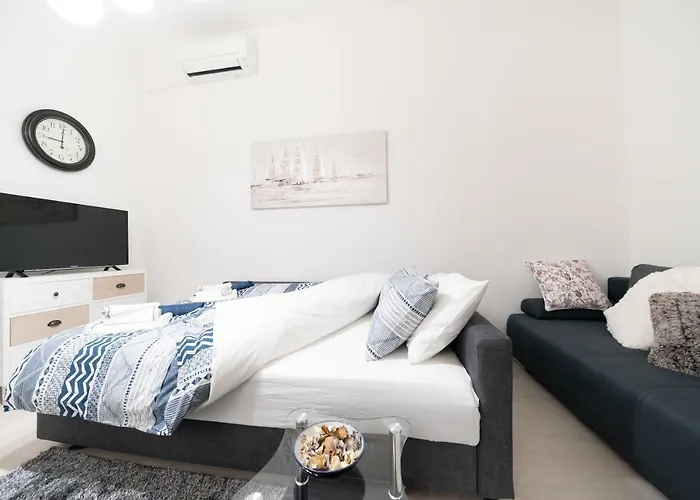 Deluxe Studio Apartment Portic, Self Check-In